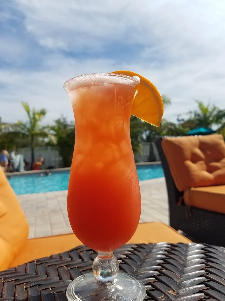 Sand Dollar Pool Bar, photo 2
