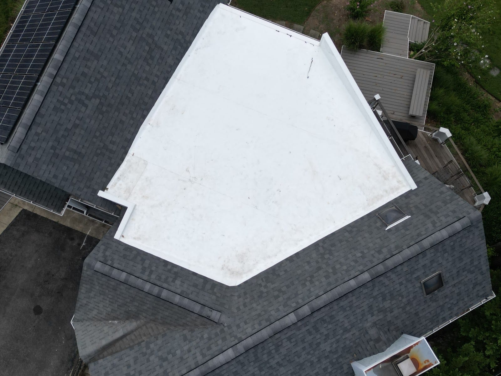 Benchmark Roofers, photo 3