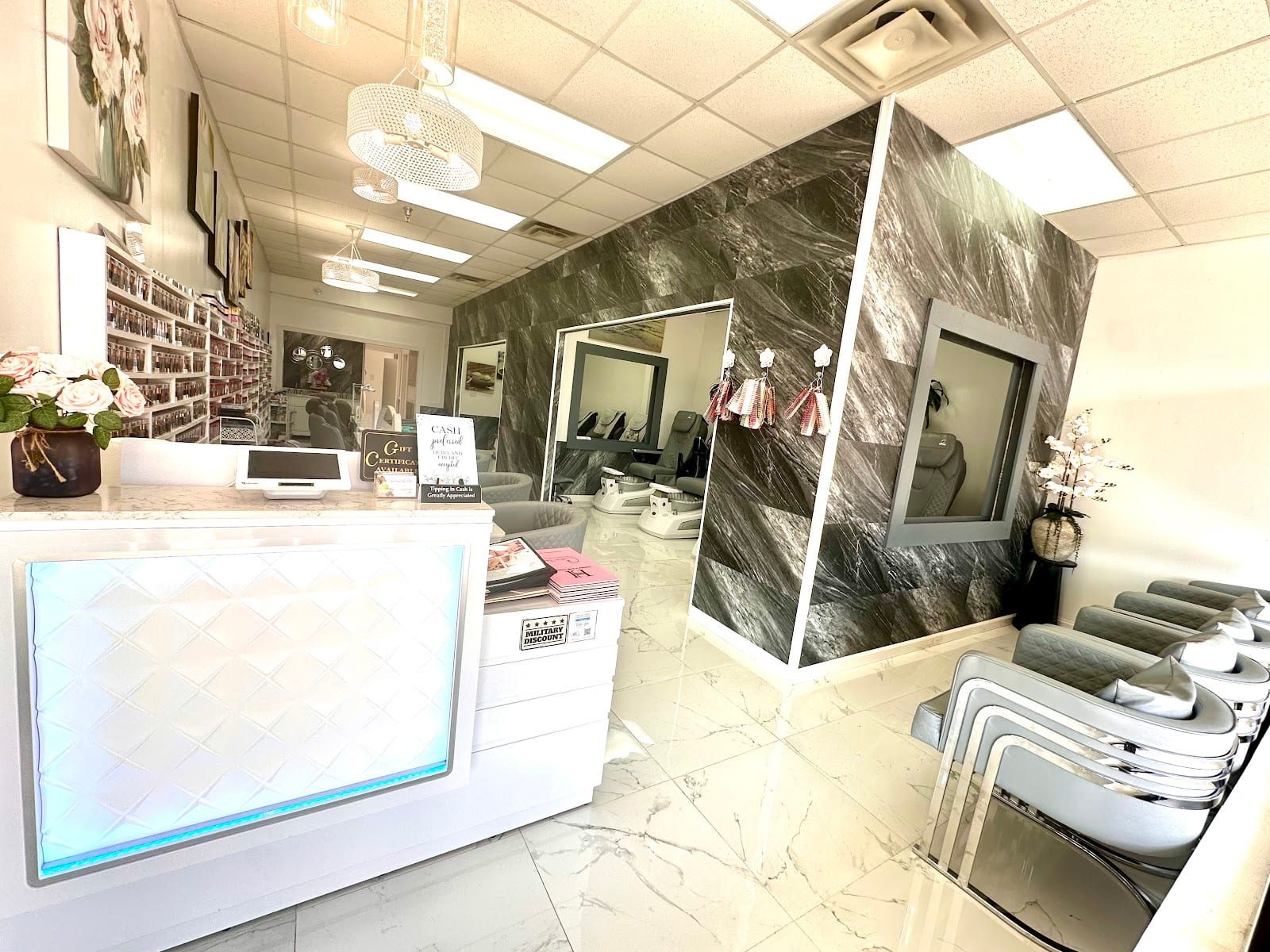 A 2 Z Nail Spa & Lashes, photo 2