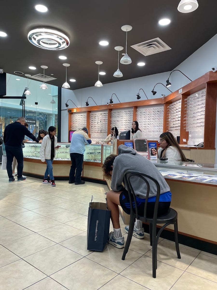 Cohen's Fashion Optical