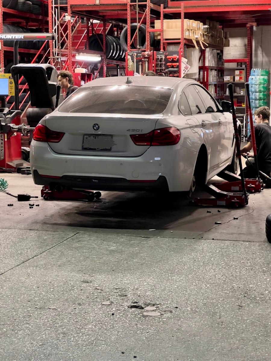 Discount Tire, photo 4