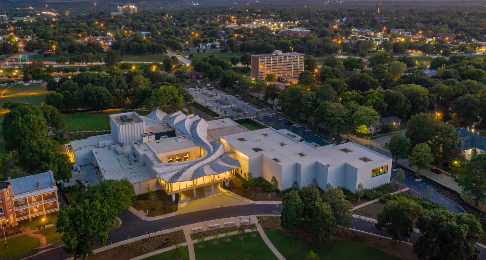 Arkansas Museum of Fine Arts, photo 2