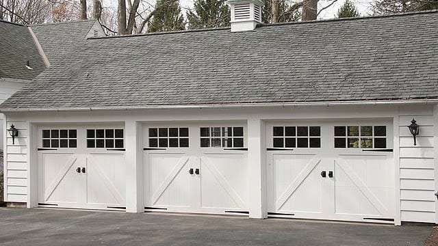 Des-Carr Doors Inc,
