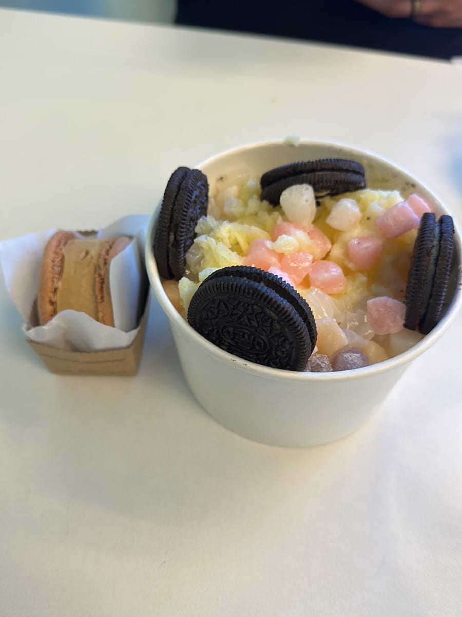FrosTea Boba Tea and Shaved Snow Cafe