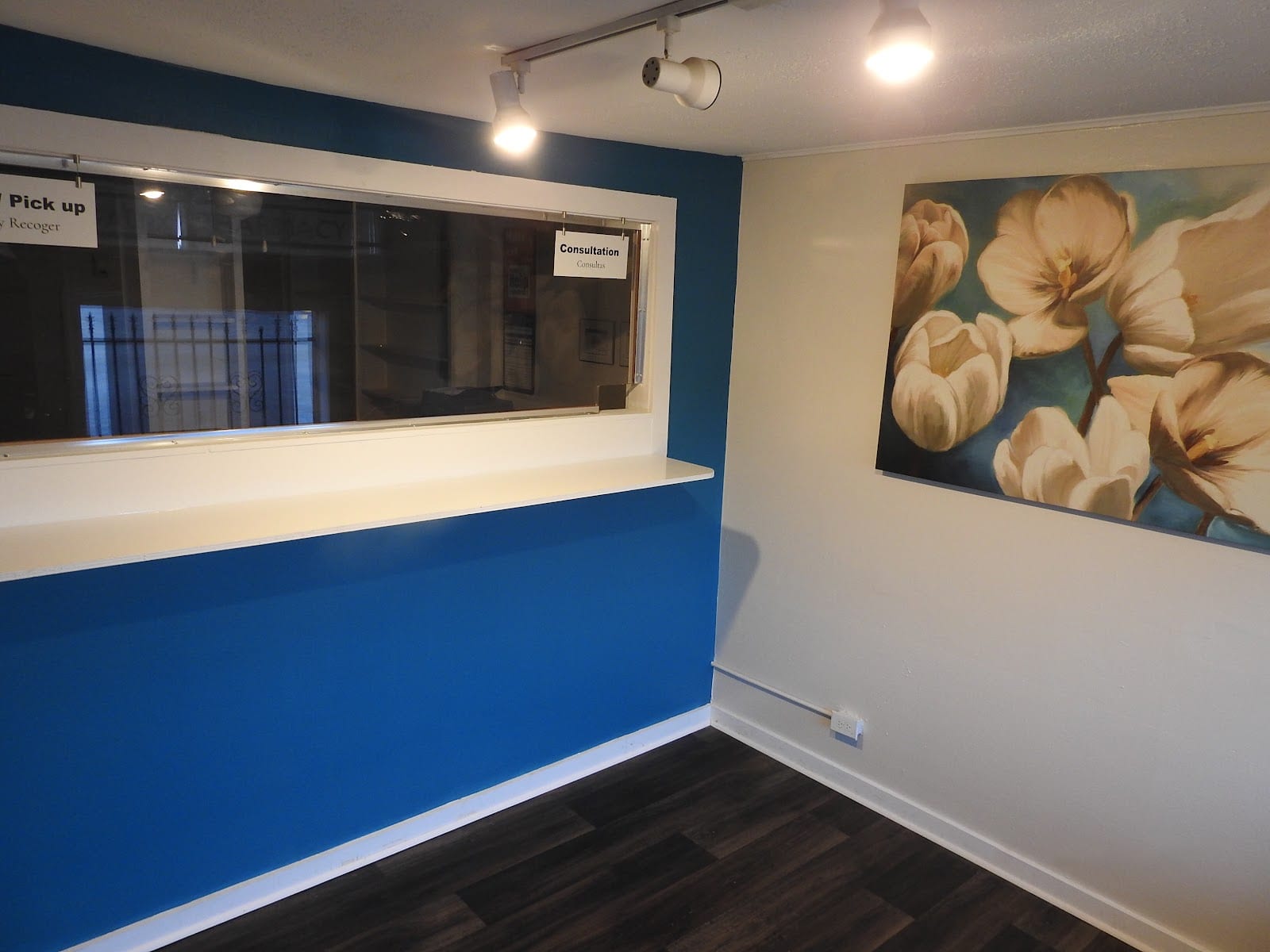 Universal RX Pharmacy