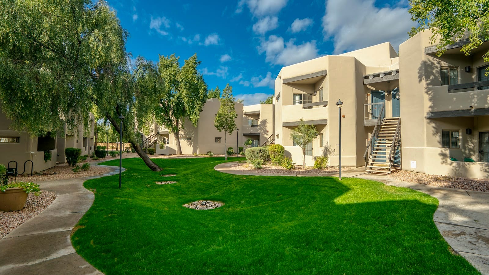 Scottsdale Horizon Apartments