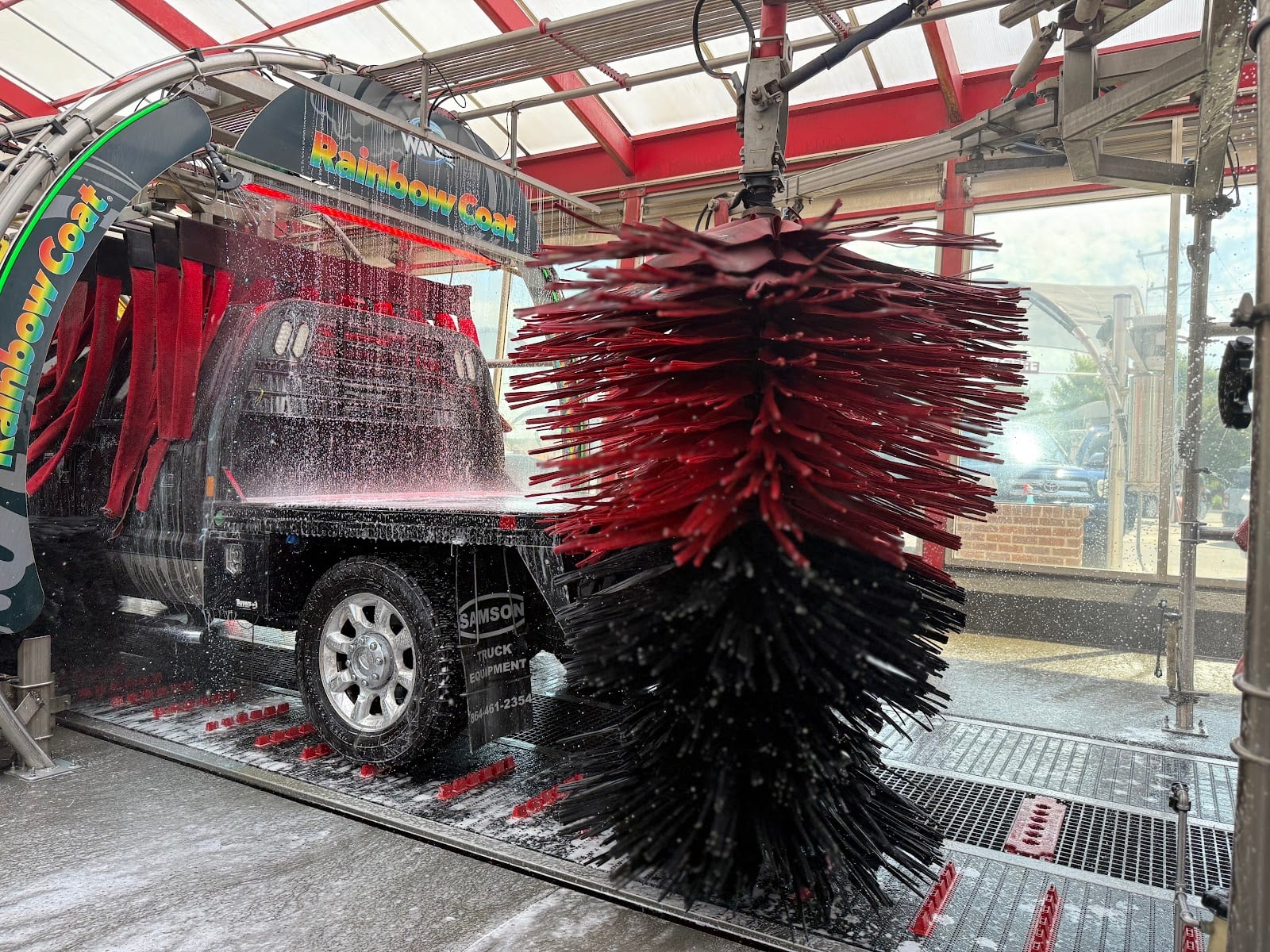 Waves Express Car Wash, photo 2