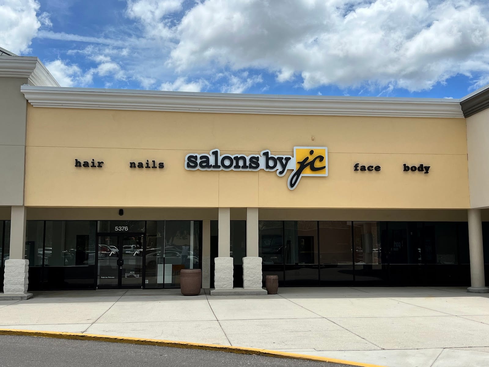 Status For Men Barbershop, photo 2