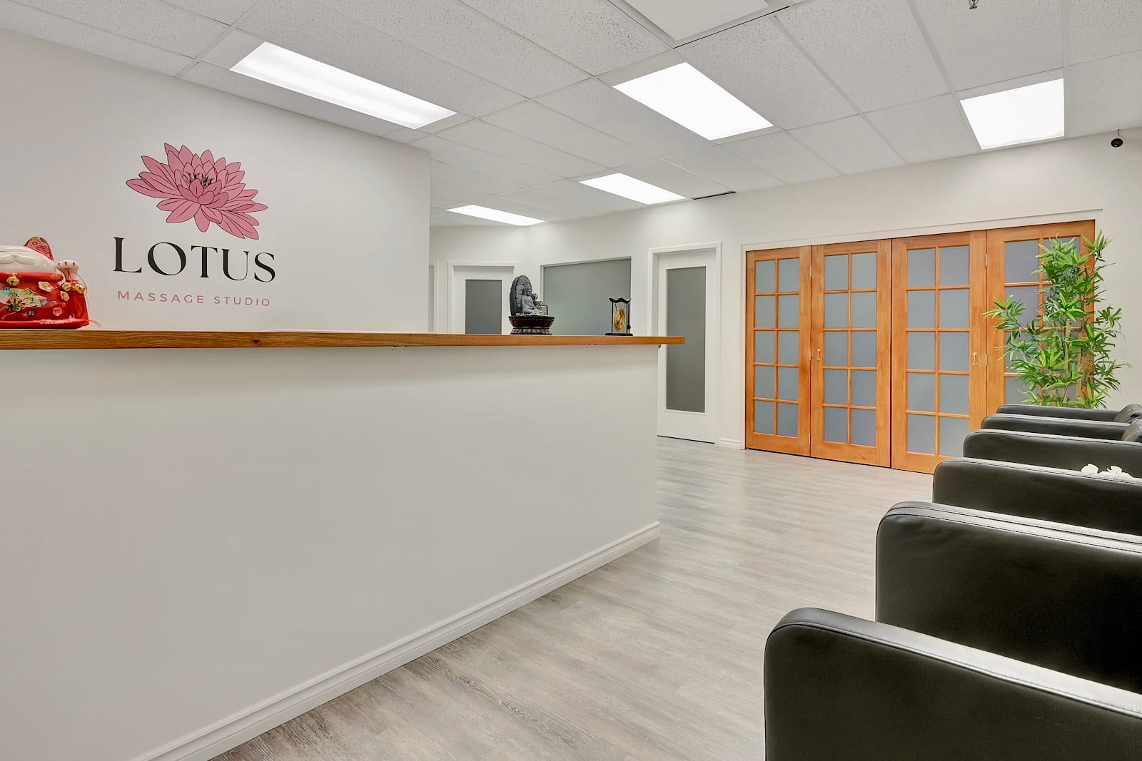 Lotus Massage Studio, photo 4