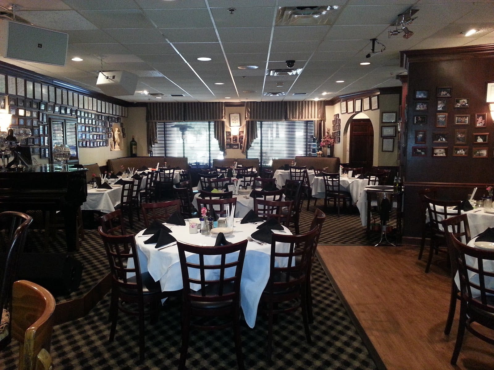 Altobeli's Restaurant and Piano Bar, photo 2