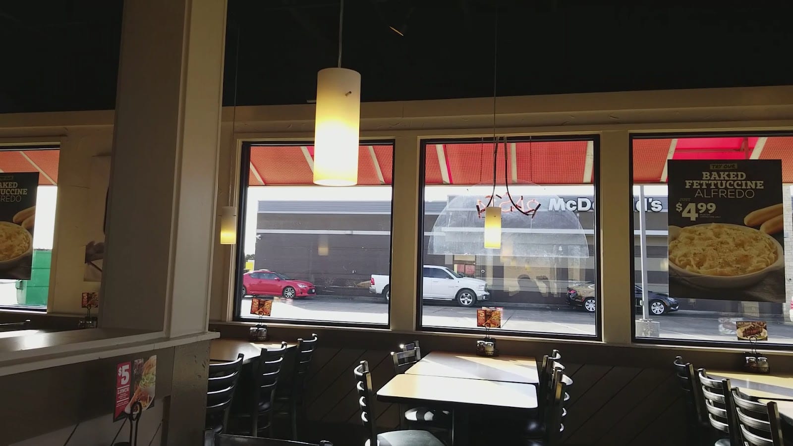 Fazoli's, photo 3