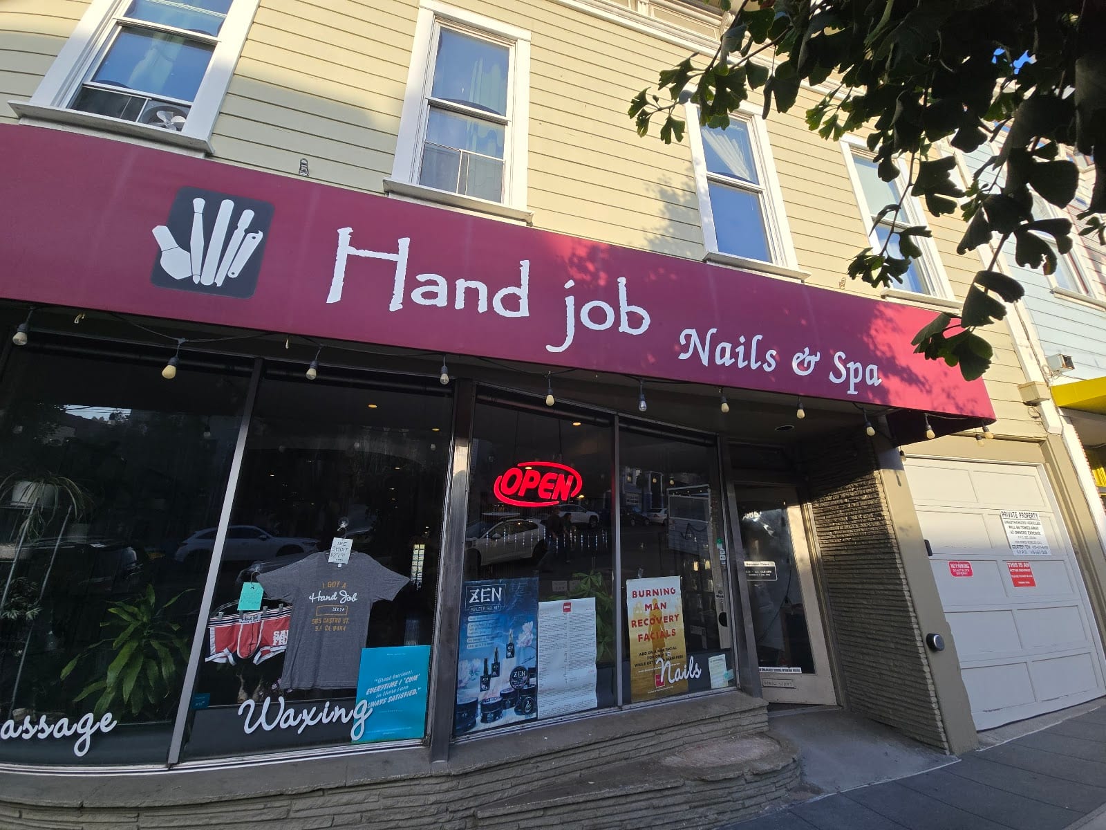 Hand -Job Nails & Spa, photo 3