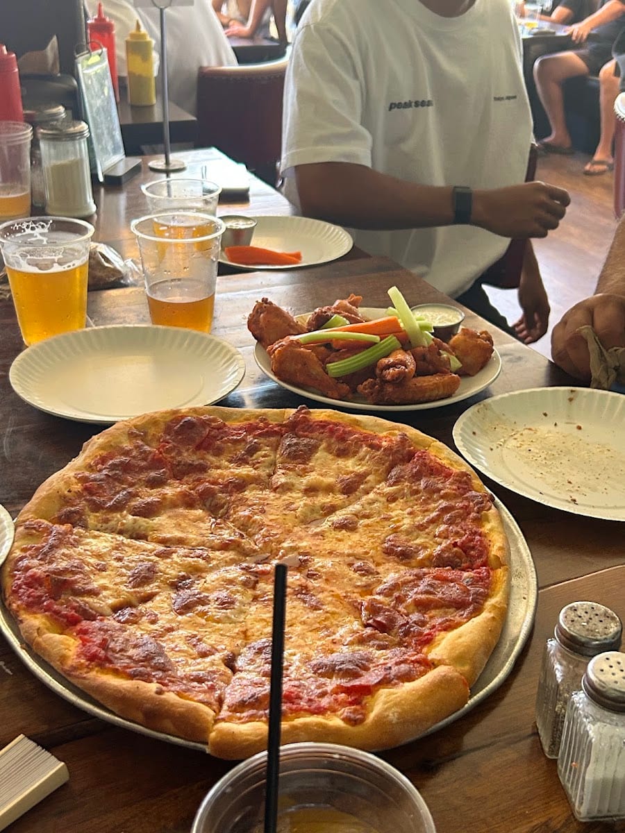 Original Pizza Sports Bar & Grill