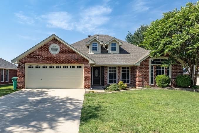 Landing | Chic 1BD, Courtyard, Gym
