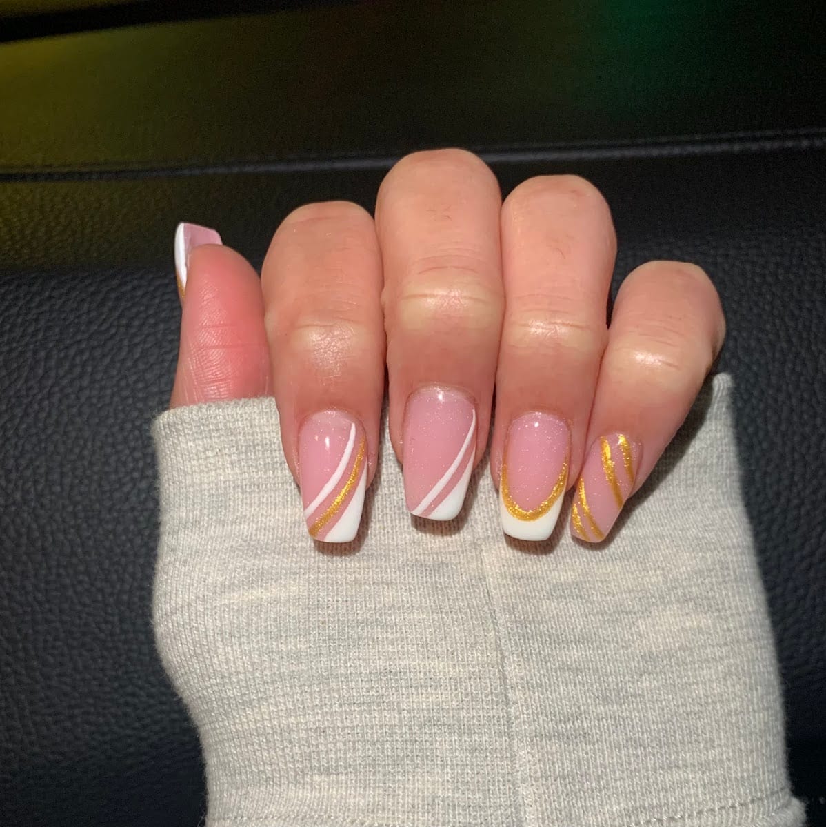 Elegant Nails Salon, photo 2