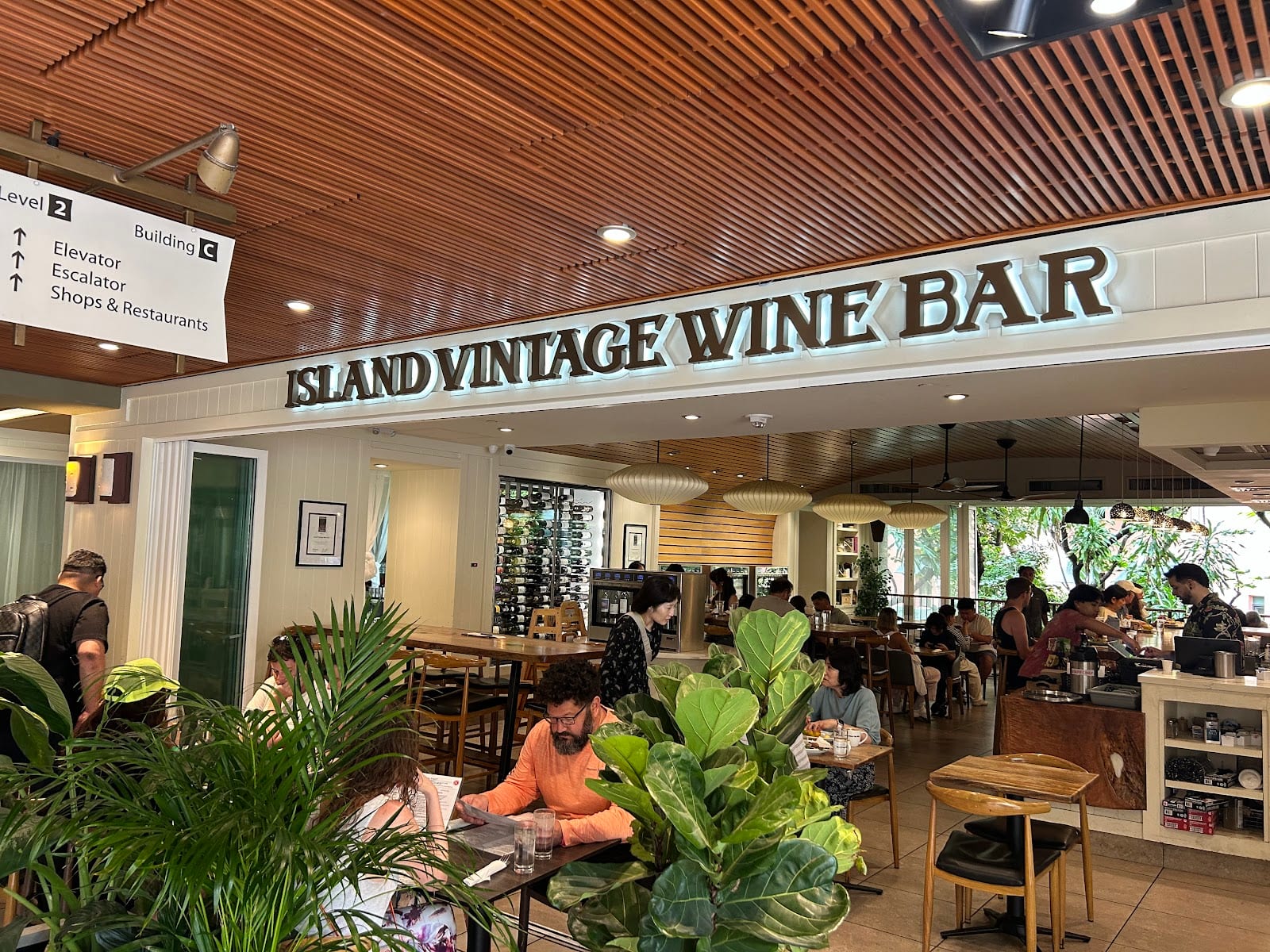 Island Vintage Coffee Waikiki, photo 2
