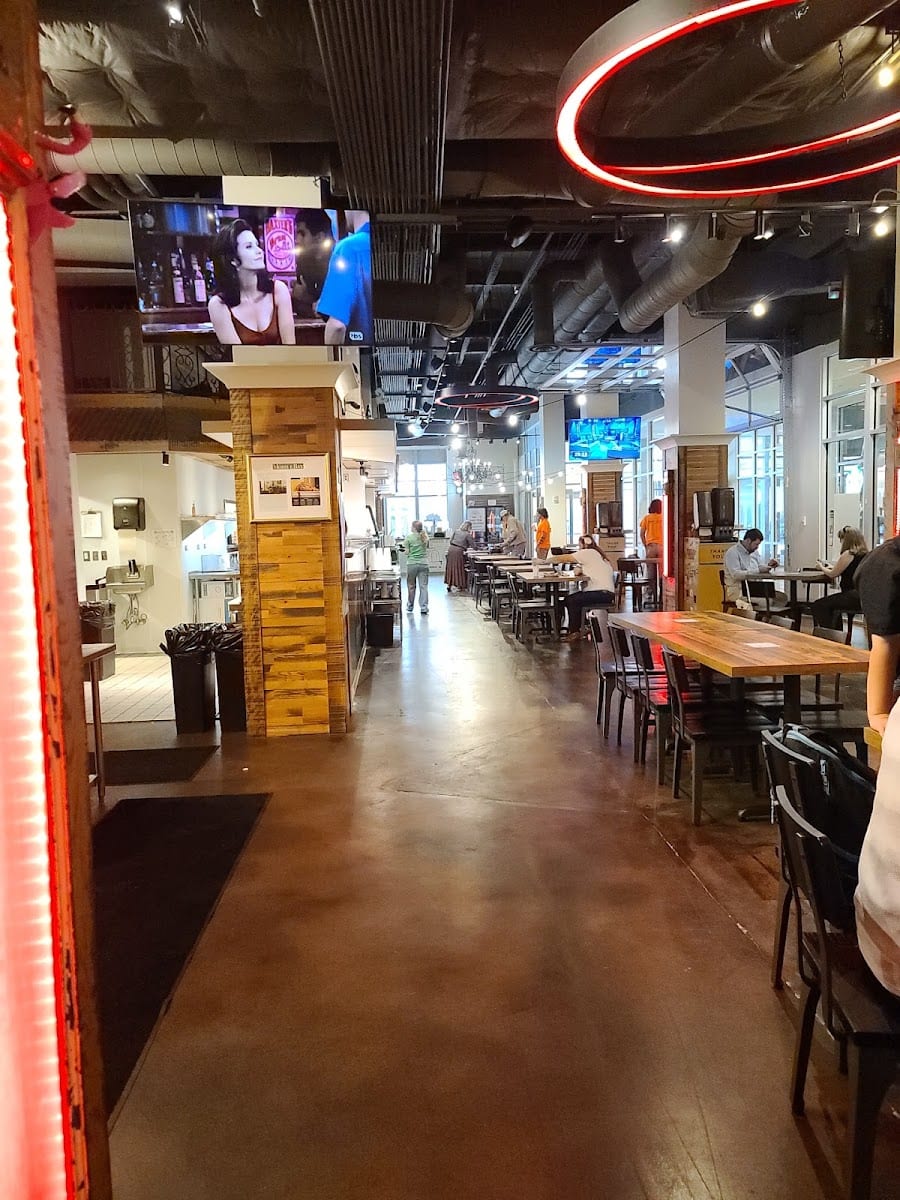 Parc Le Tralour- Food Hall & Event Space, photo 2
