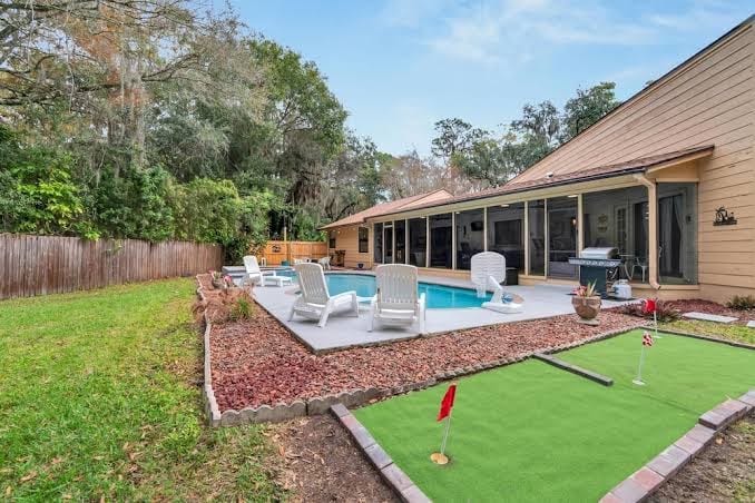 Minutes to Busch Gardens~3 King Beds~Swimming Pool~Hot Tub~Mini Golf, GamesMore