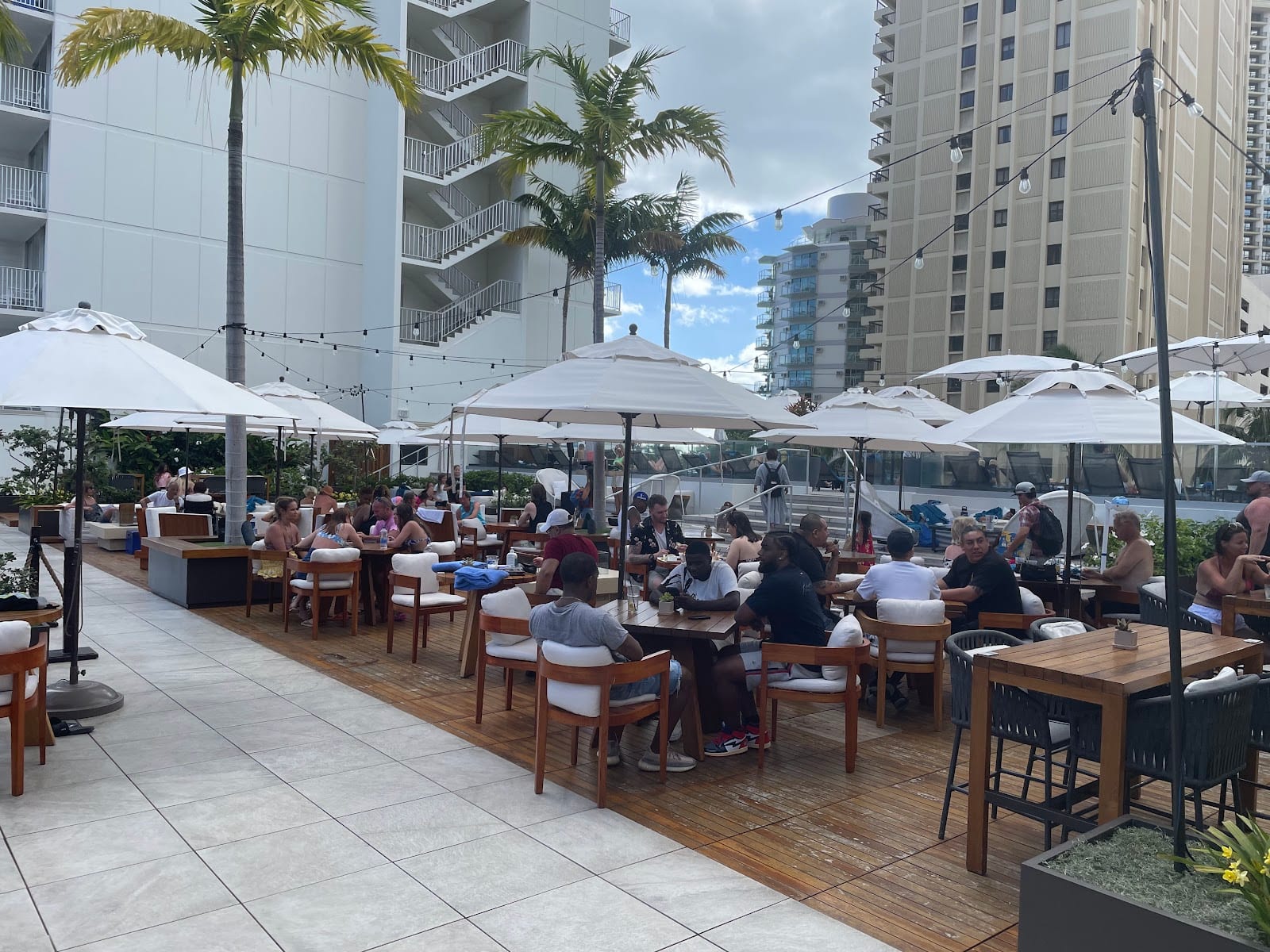 Swell Restaurant and Pool Bar