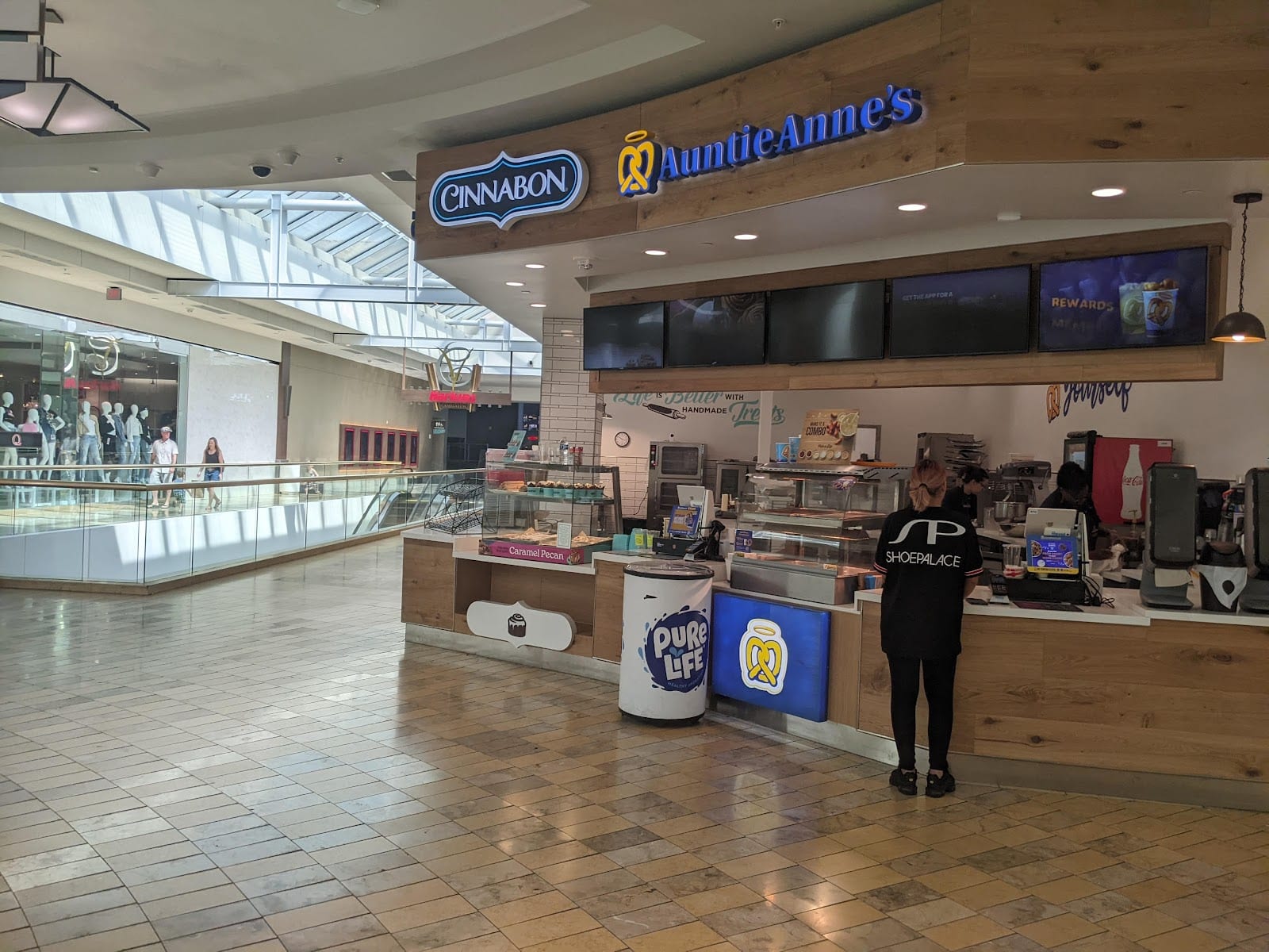 Auntie Anne's, photo 4