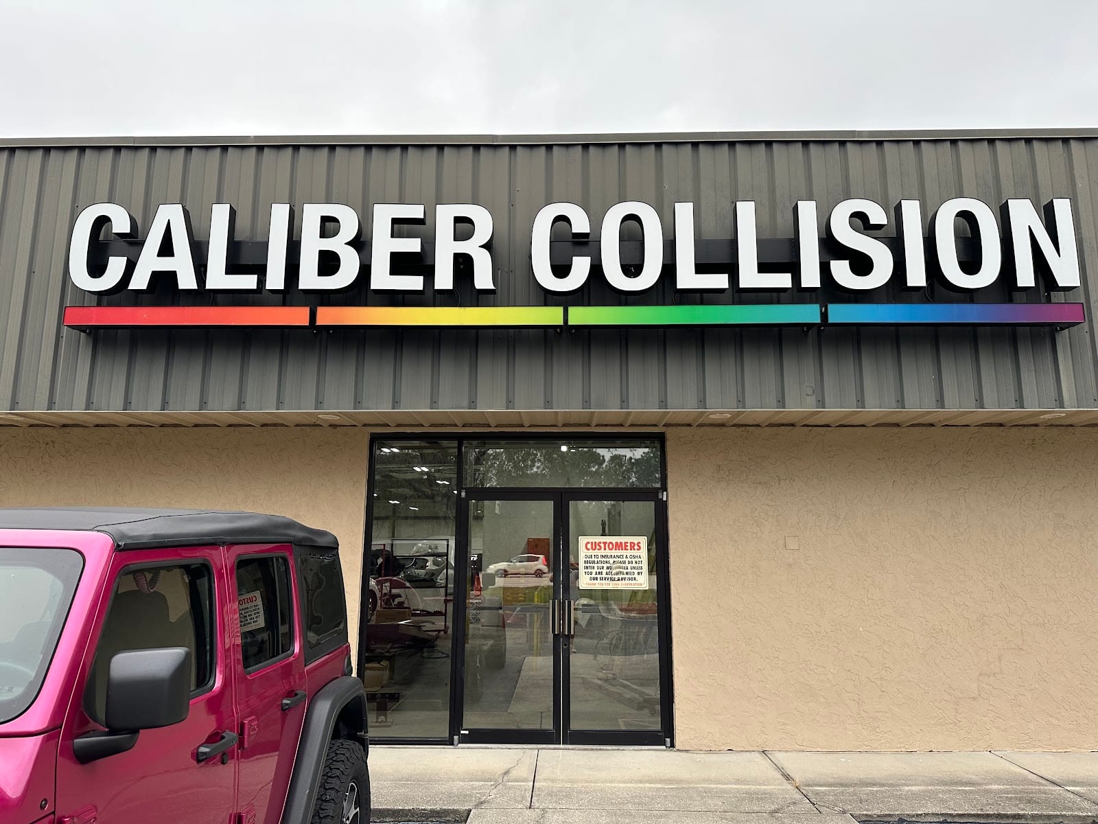 Caliber Collision, photo 2
