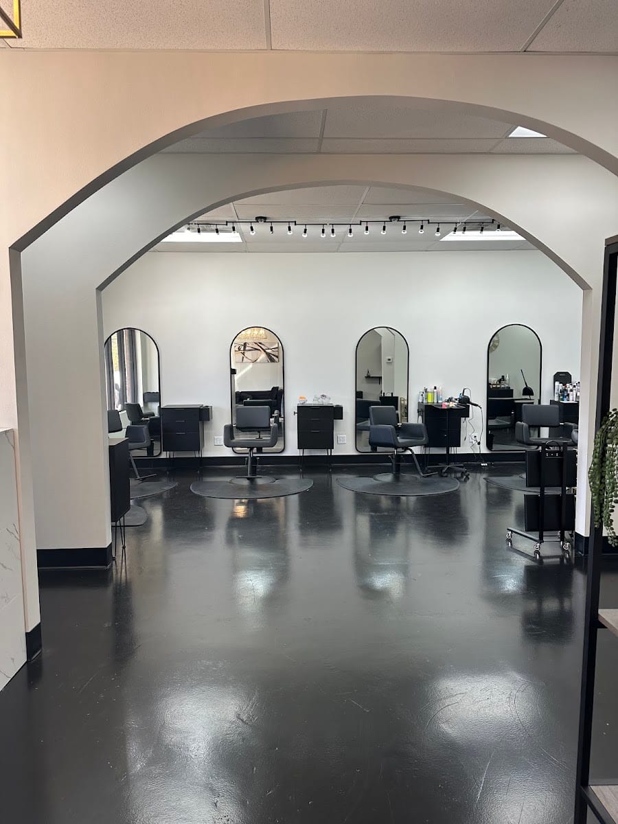 M Society Salon & Suites, photo 2