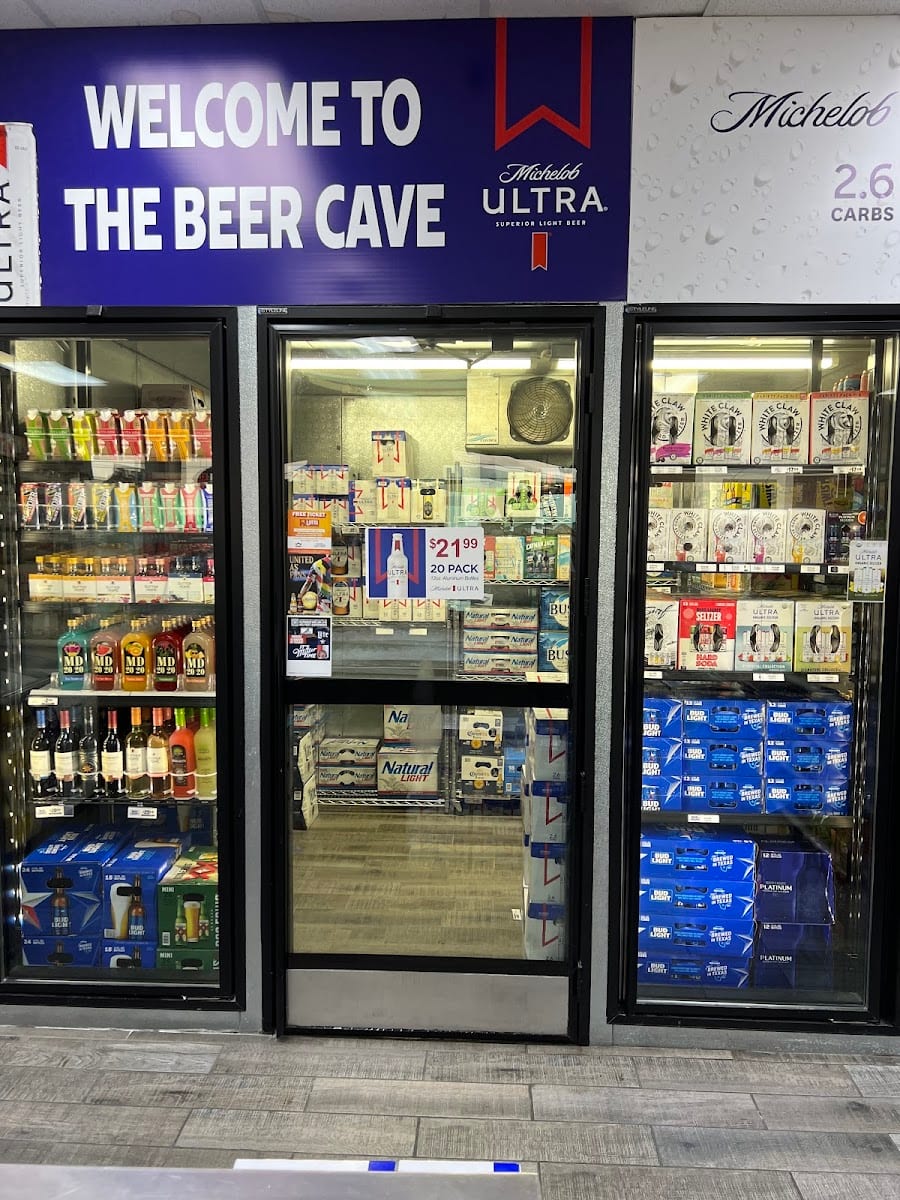 Crossroad Cornerstore and Vape #7