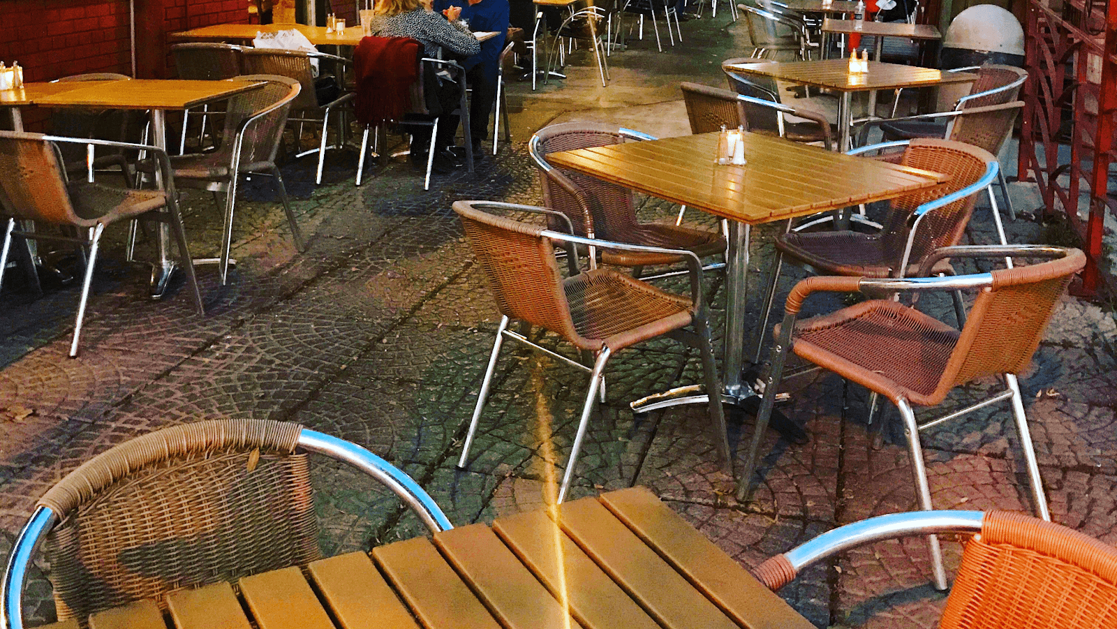 Safari Bar and Grill 1749 Avenue Rd, photo 2