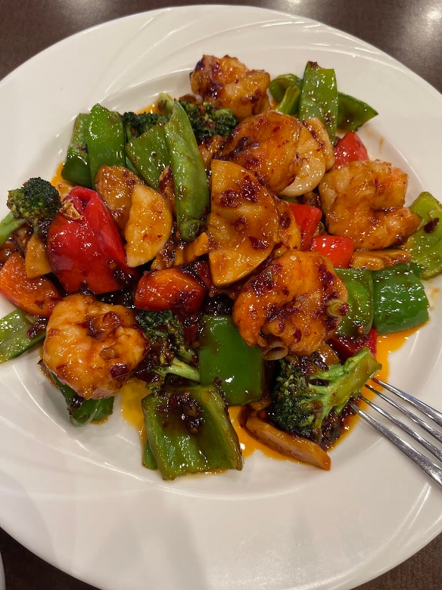 Yum Asian Bistro