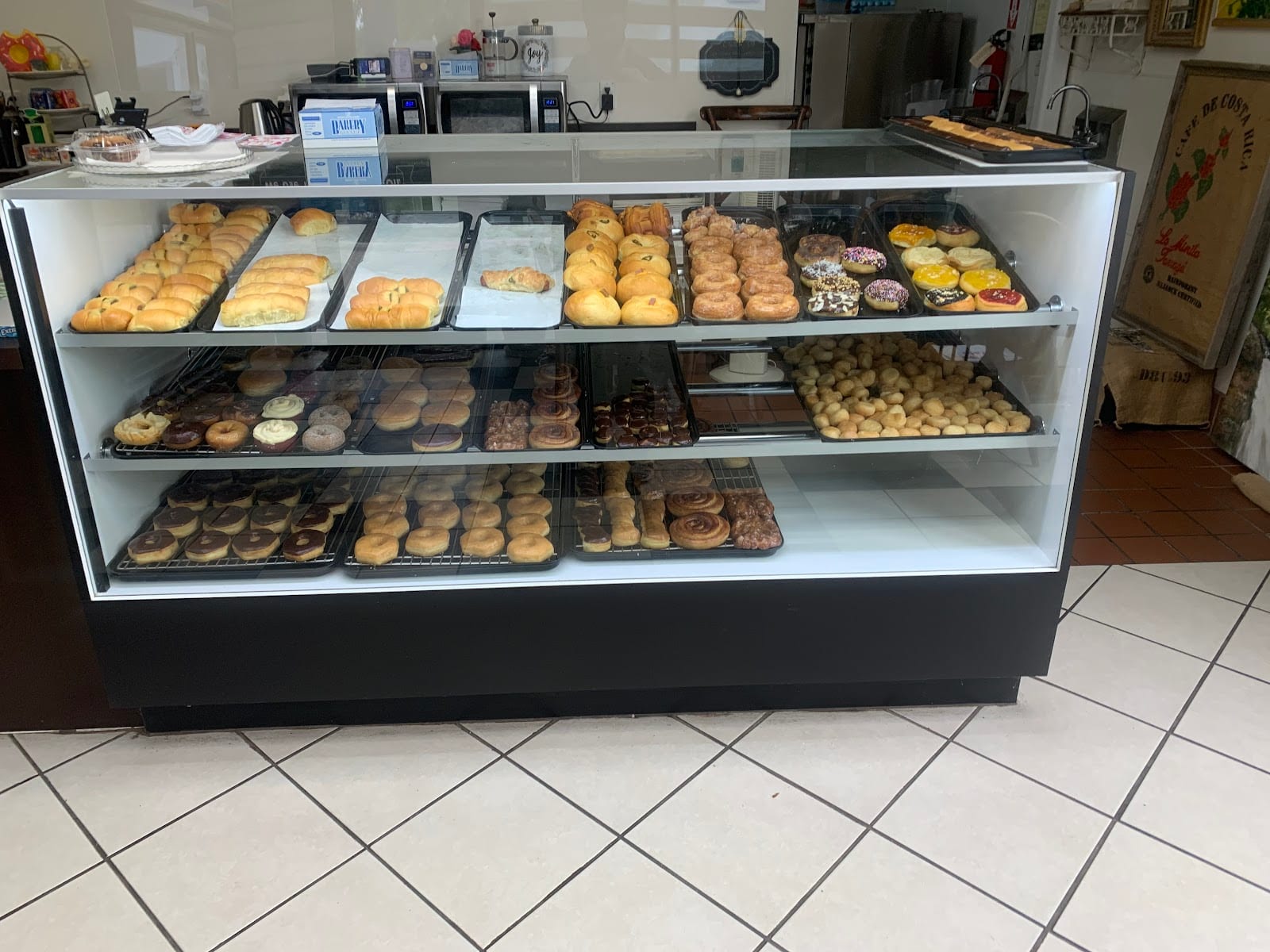 J&C Donut, photo 3