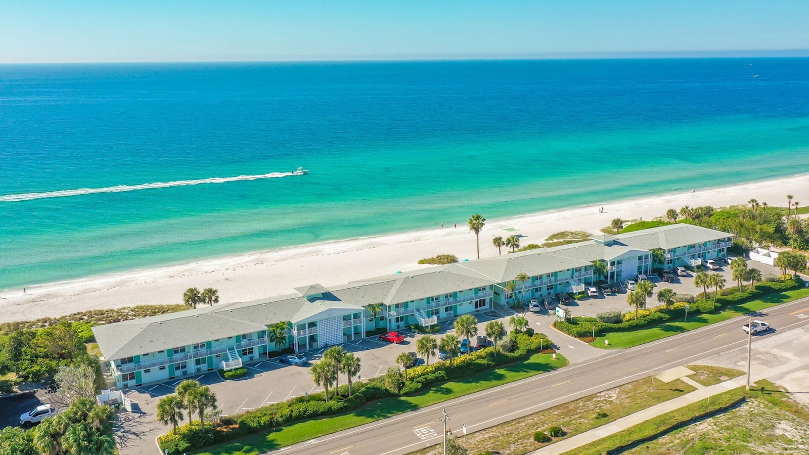 Four Winds Beach Resort