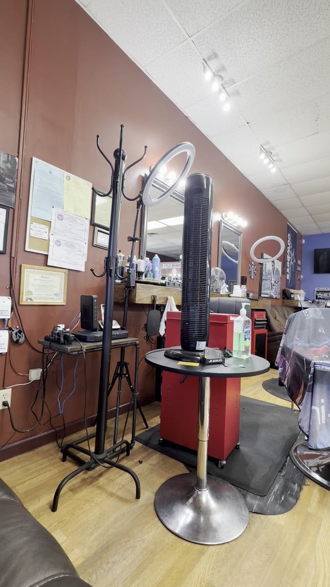 Empire Cuts Barbershop, photo 2