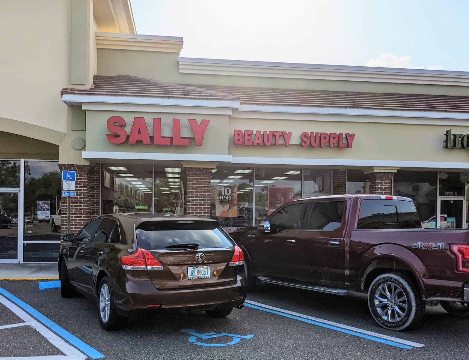 Sally Beauty, photo 2