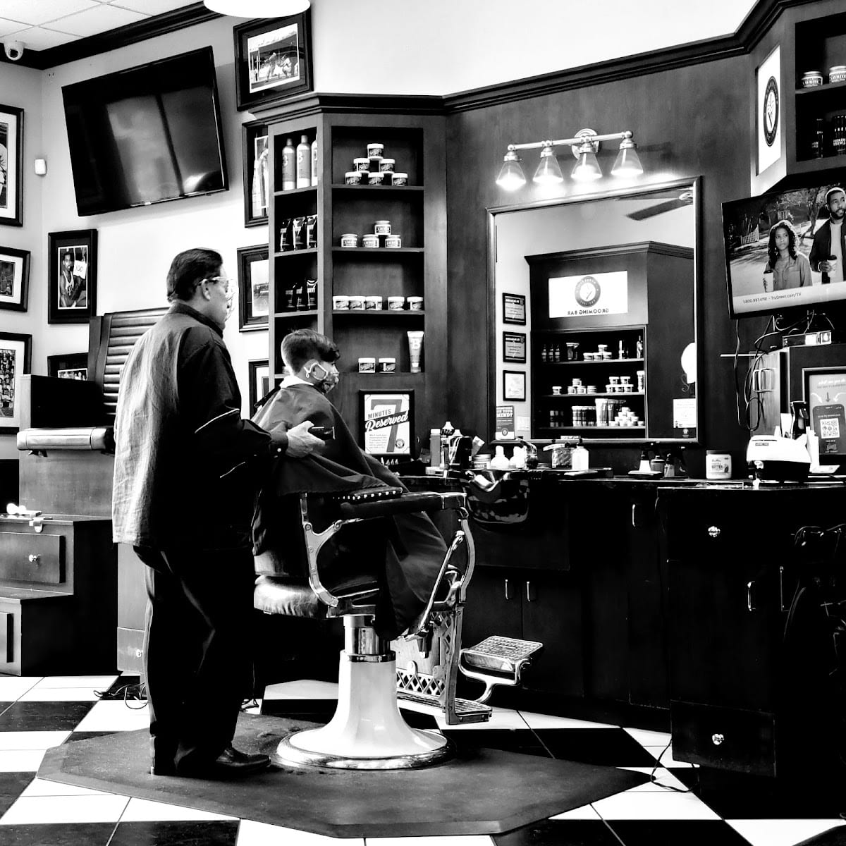 Dapper Cuts Barber
