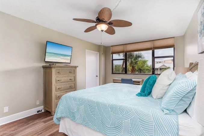 Sarasota Surf & Racquet Club, photo 3