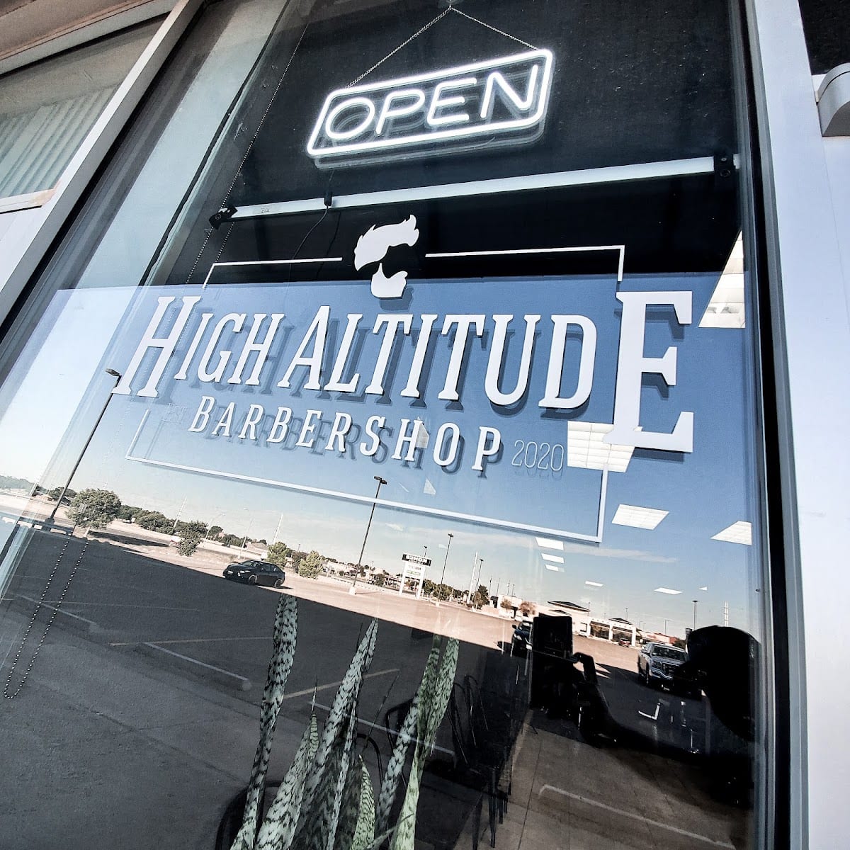 High Altitude Barbershop, photo 3