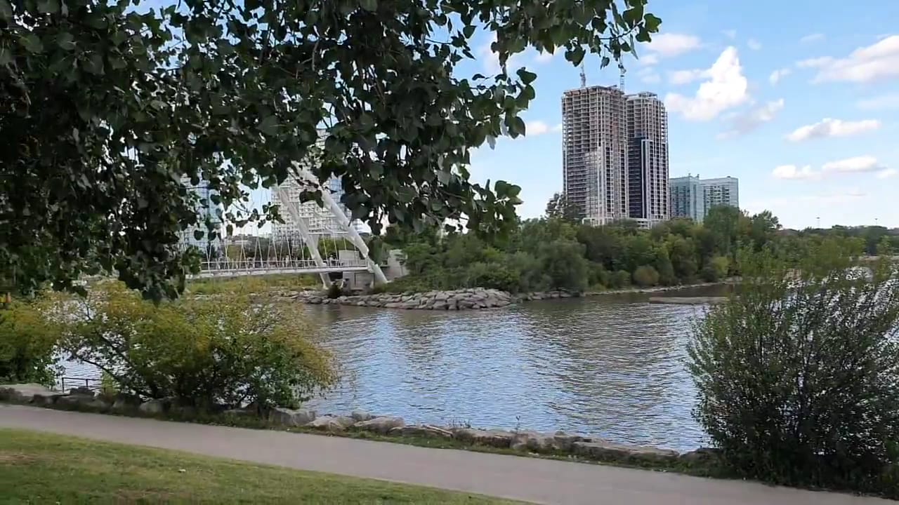 Sir Casimir Gzowski Park, photo 2