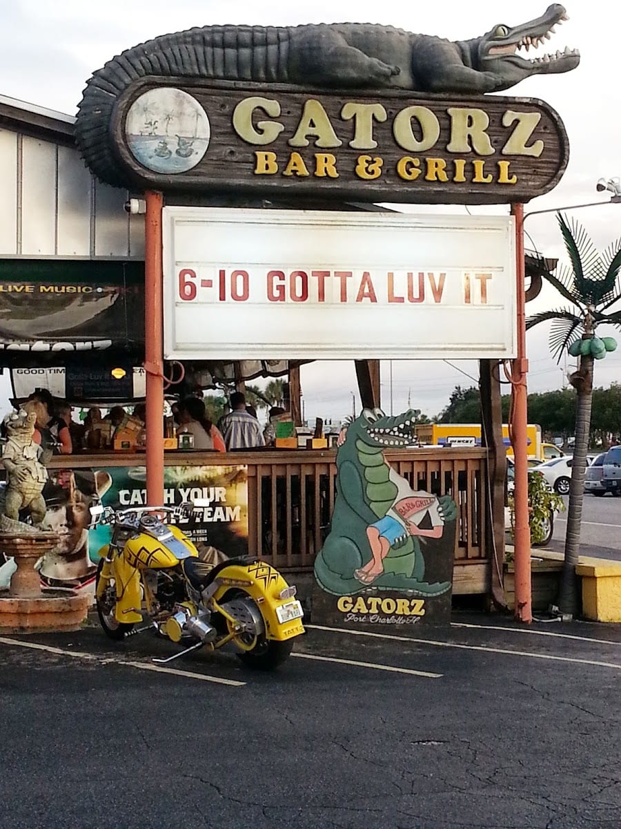 Gatorz Bar and Grill