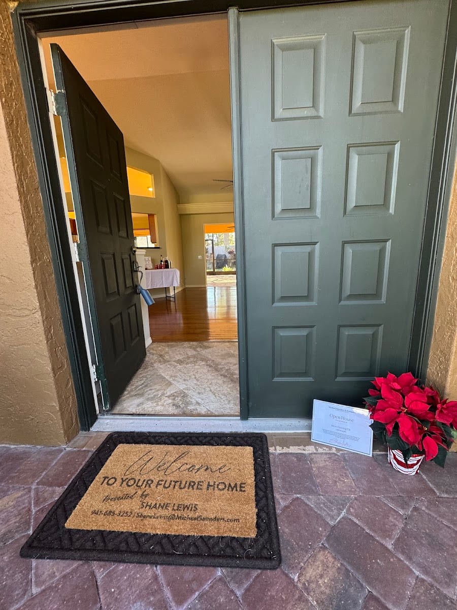 Shane Lewis Realtor - Michael Saunders & Company, photo 3