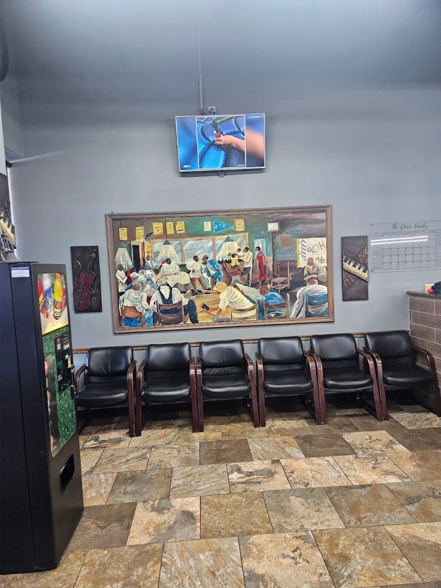 Above The Rest Barber and Beauty Salon LLC, photo 2
