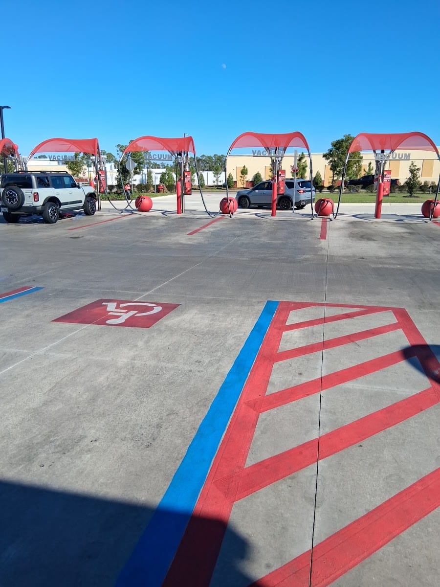 Tommy's Express® Car Wash, photo 4