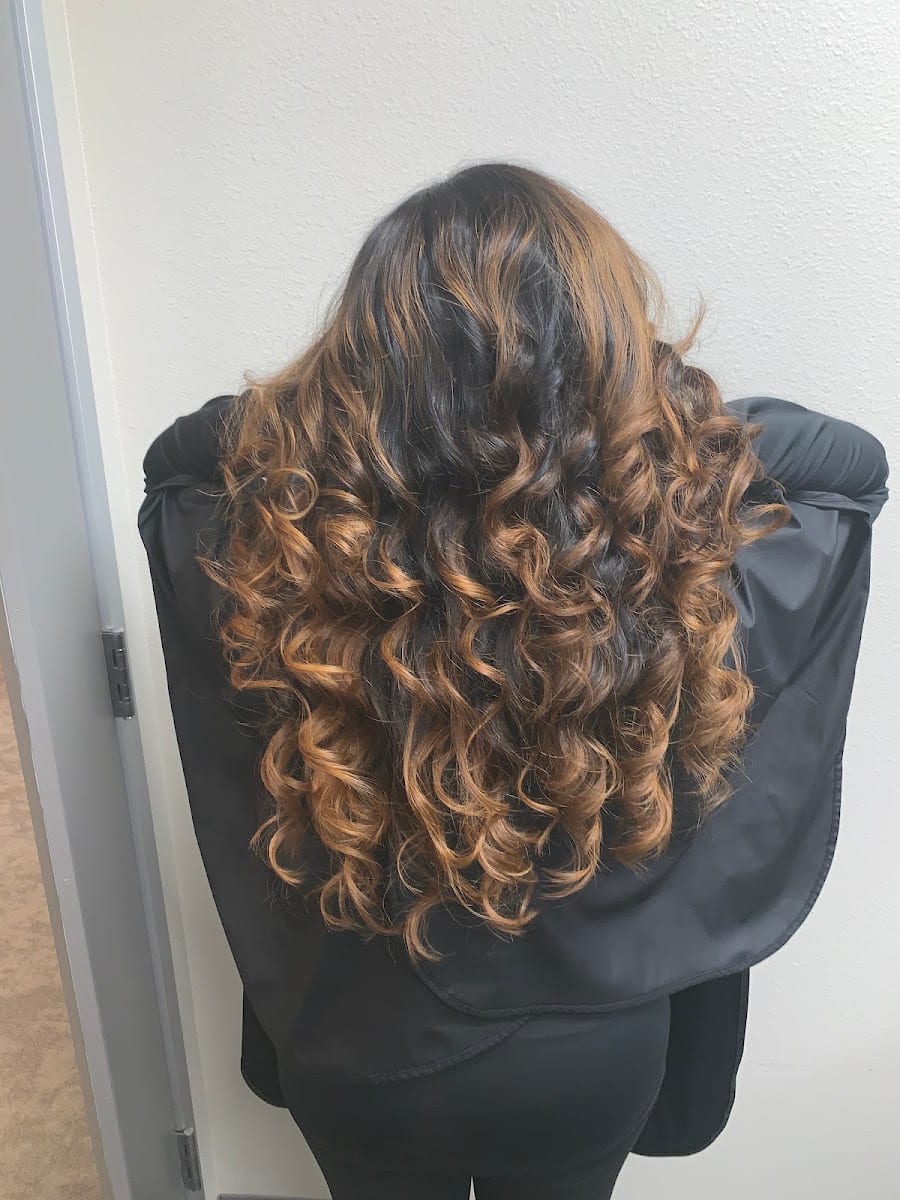 CROWN Salon Studio, photo 2