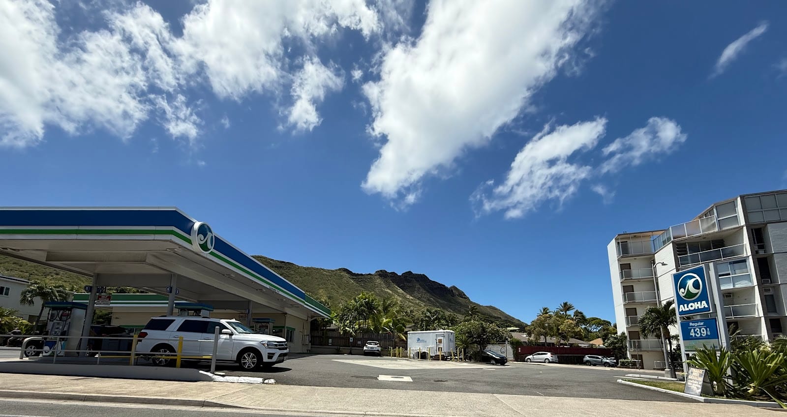 Aloha Island Mart, photo 2