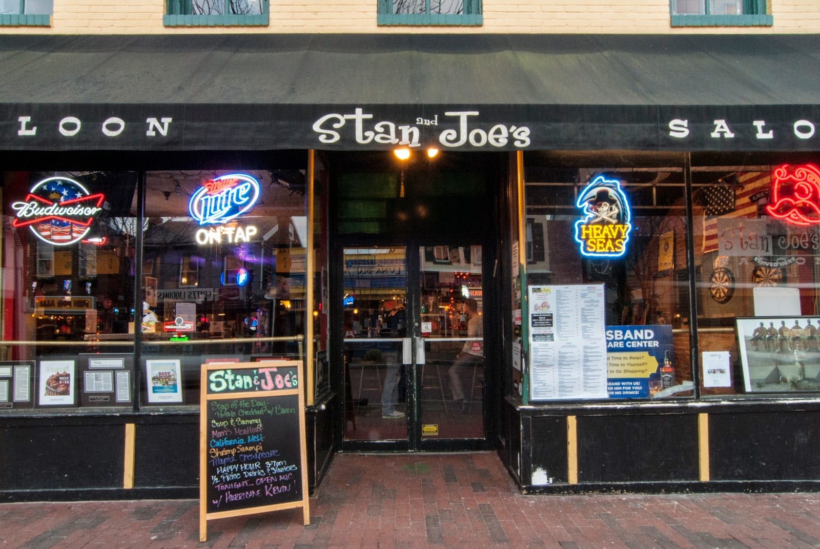Stan & Joe's Saloon, photo 2