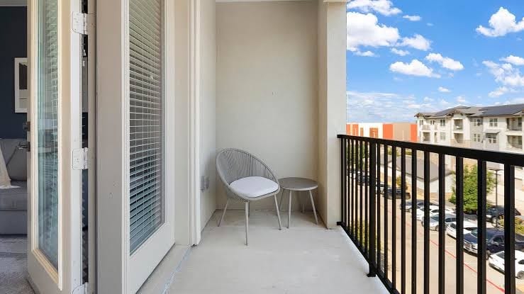 Landing | Modern 1BD, Gym, Clubhouse