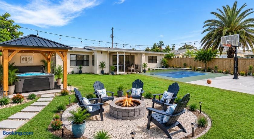 Lakeview Hot Tub BBQ Grill 3BR 2BA Sleeps 12
