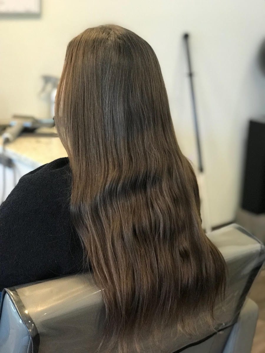 Jaclyn Raen Salon