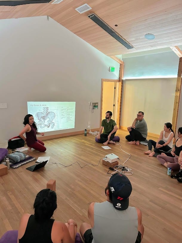 Rowena Mittal Yoga, photo 4