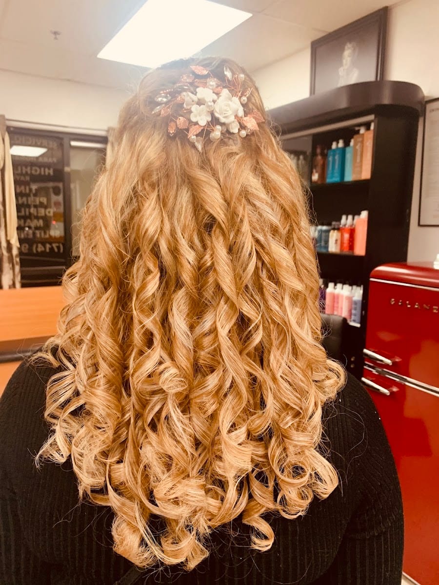 Mary's Beauty Salon