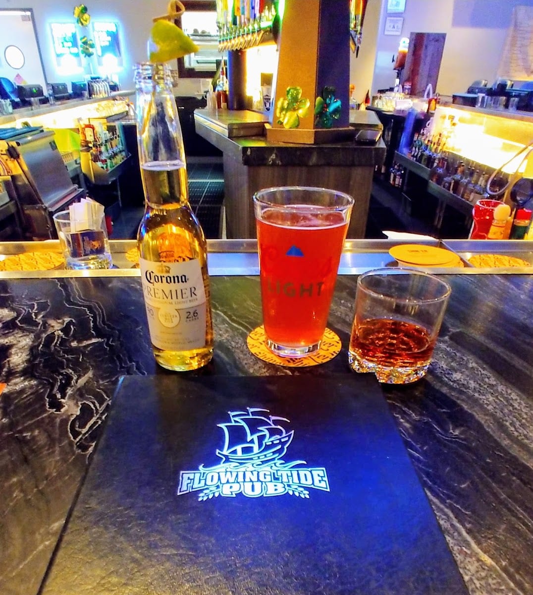 Flowing Tide Pub 8, photo 3
